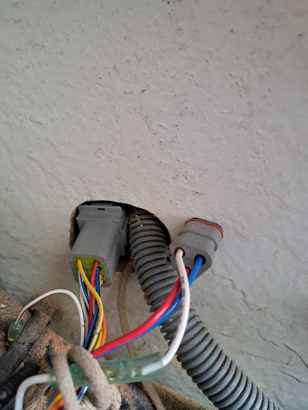 modification sortie coffre tribord