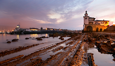 faro puerto viejo Getxo385 220